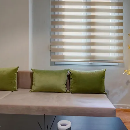 아파트 Aristotelous Family & Friends Two Bedrooms & Two Living Apt