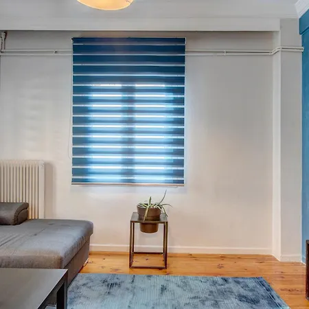 Aristotelous Family & Friends Two Bedrooms & Two Living Apt 아파트 *